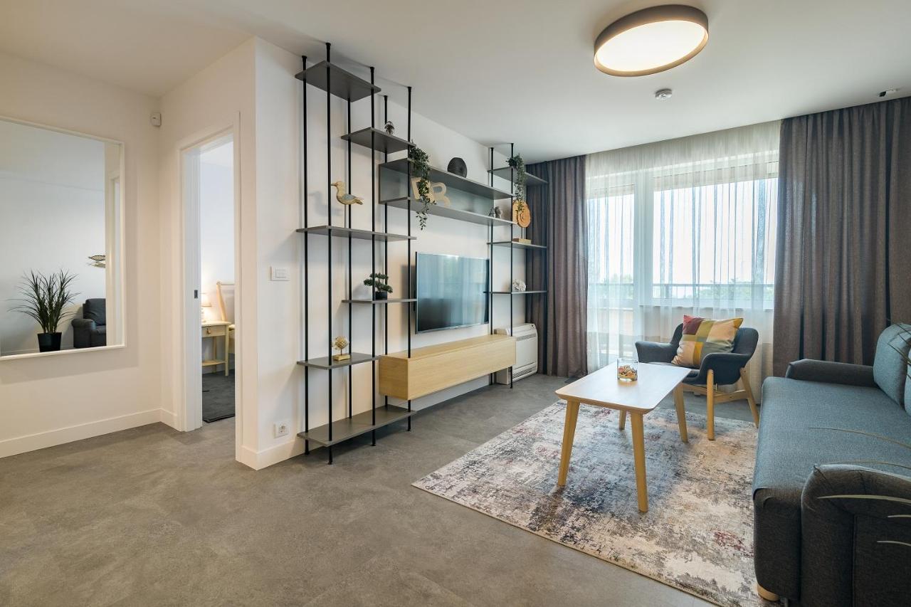 Nobile Apartment - Coral Residence Complex With Parking & Pool Varna Exteriér fotografie