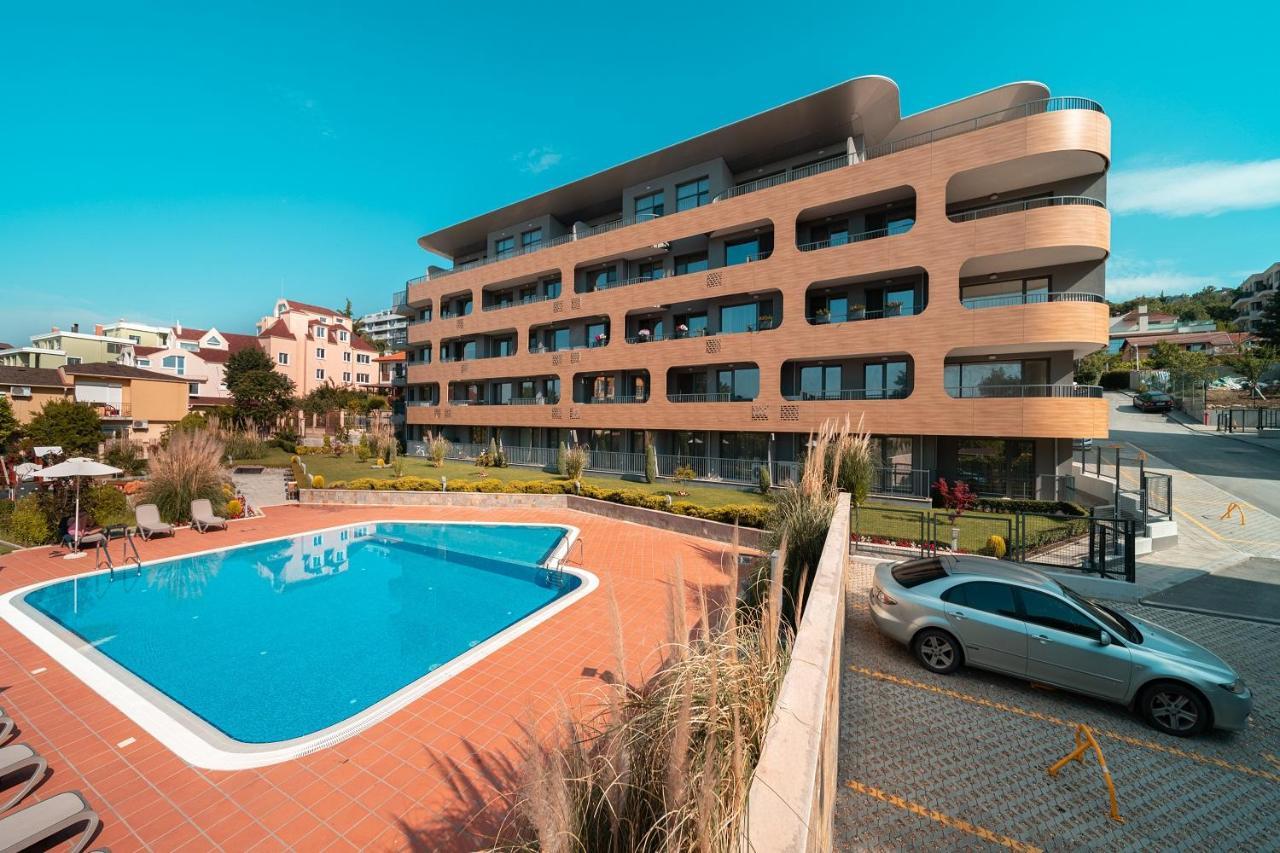 Nobile Apartment - Coral Residence Complex With Parking & Pool Varna Exteriér fotografie